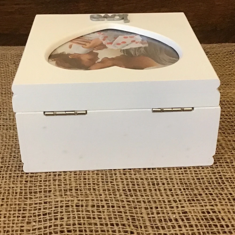 Picture frame top jewelry box